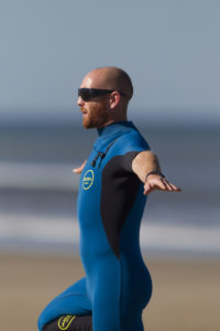 Echauffement Yoga Peter Koster Ulmo Surf School