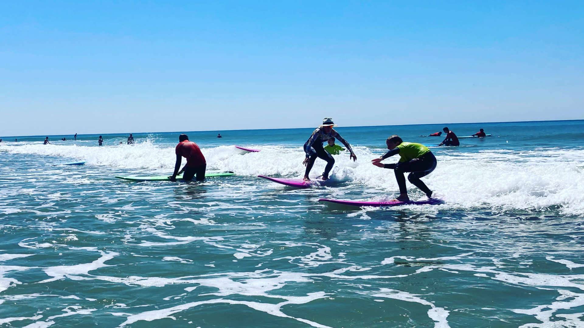 surf lesson beginner