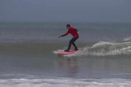 ulmo-surf-school-jeune-surfeur